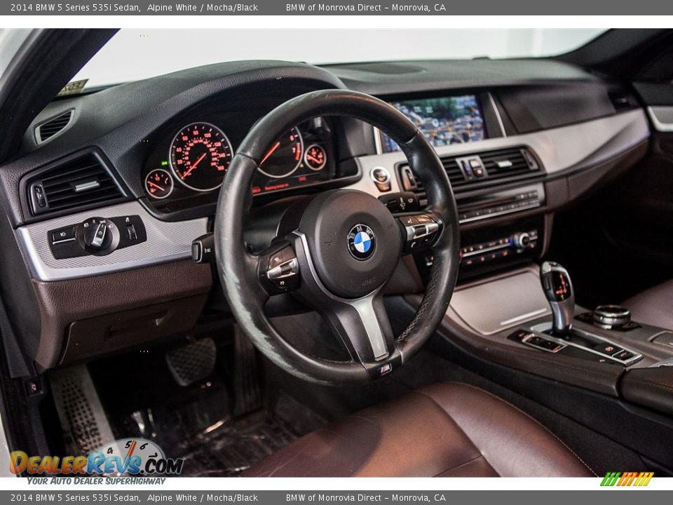 Dashboard of 2014 BMW 5 Series 535i Sedan Photo #19