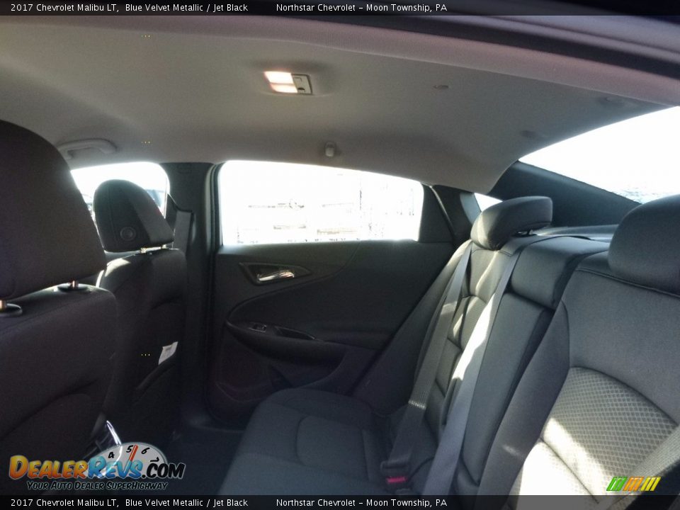 2017 Chevrolet Malibu LT Blue Velvet Metallic / Jet Black Photo #11