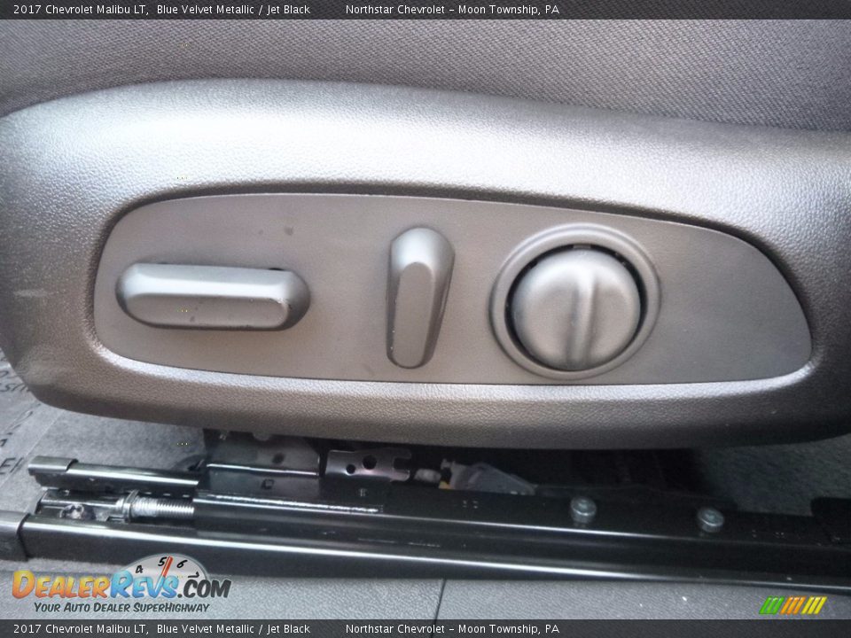 2017 Chevrolet Malibu LT Blue Velvet Metallic / Jet Black Photo #14