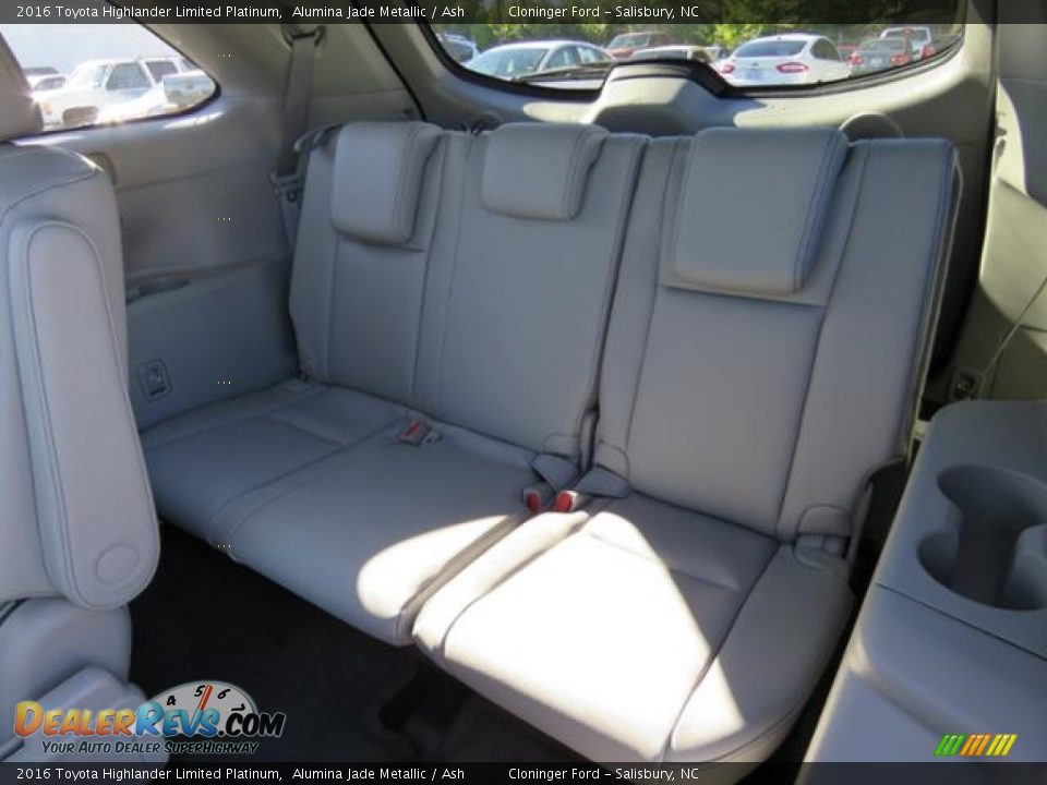 2016 Toyota Highlander Limited Platinum Alumina Jade Metallic / Ash Photo #6
