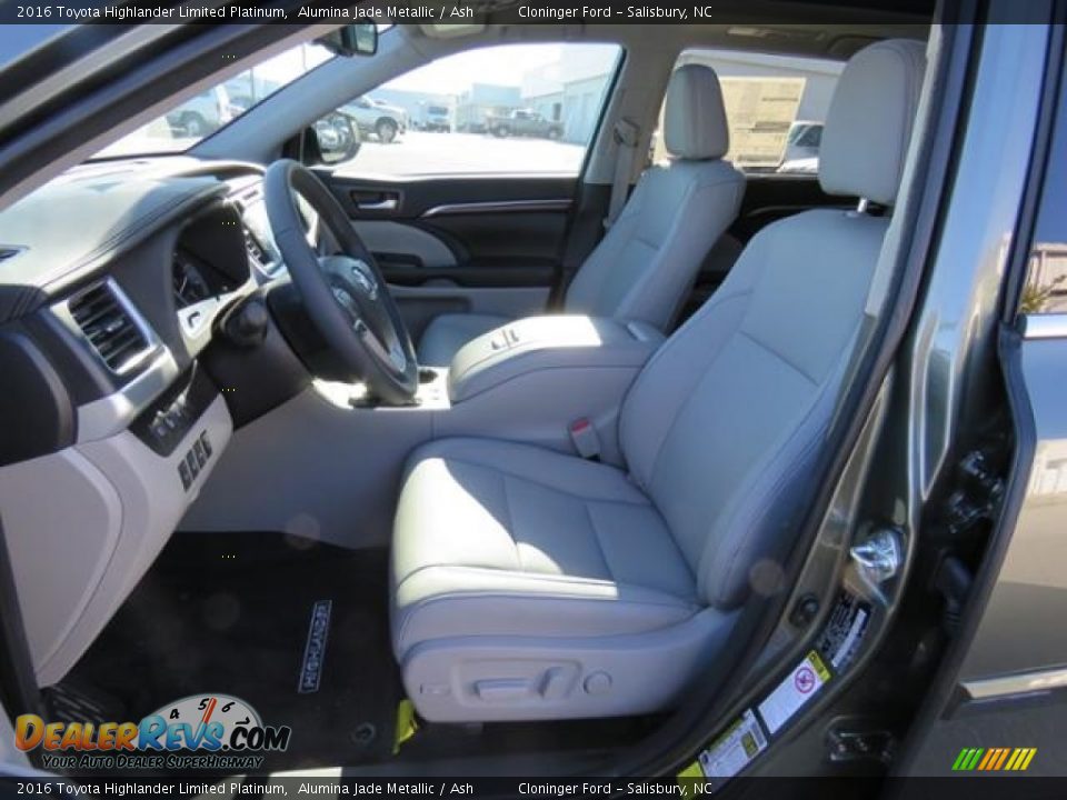 Ash Interior - 2016 Toyota Highlander Limited Platinum Photo #8