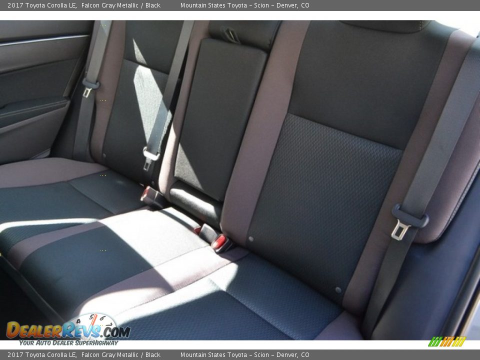 2017 Toyota Corolla LE Falcon Gray Metallic / Black Photo #7