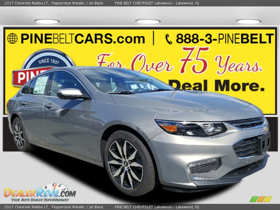 2017 Chevrolet Malibu LT Pepperdust Metallic / Jet Black Photo #1