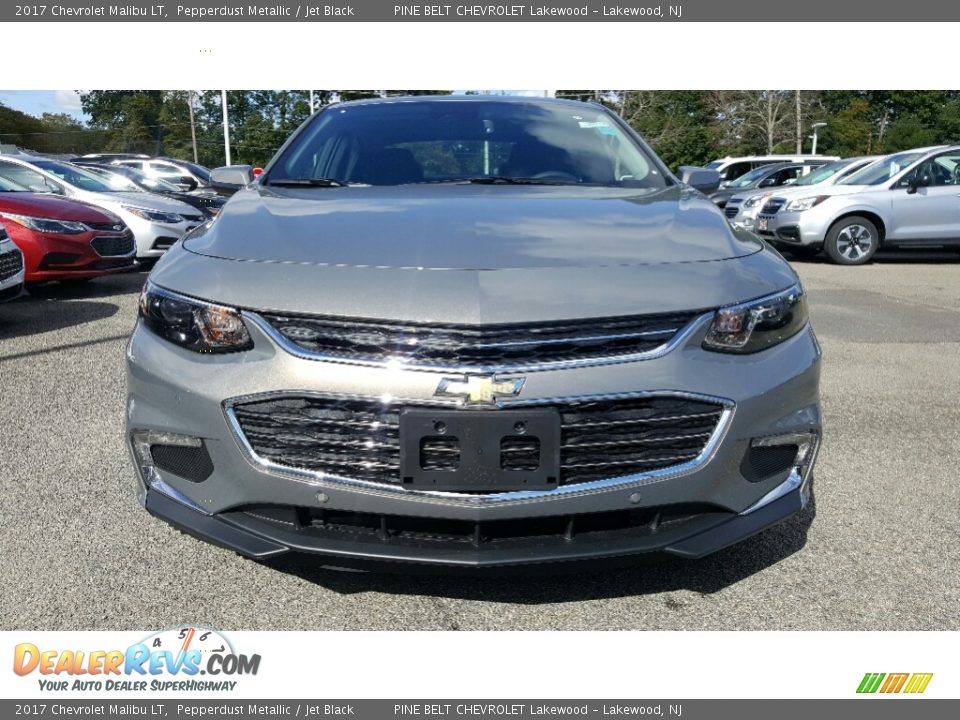 2017 Chevrolet Malibu LT Pepperdust Metallic / Jet Black Photo #2