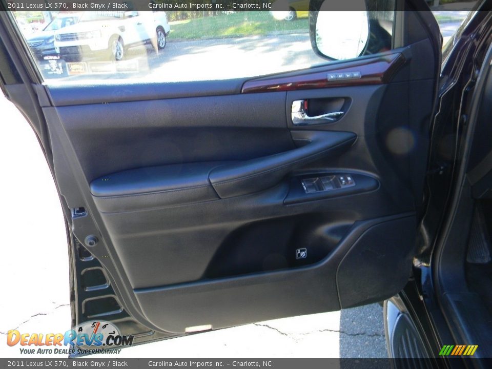 2011 Lexus LX 570 Black Onyx / Black Photo #18
