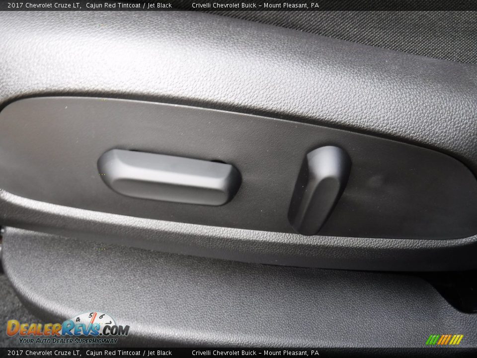 2017 Chevrolet Cruze LT Cajun Red Tintcoat / Jet Black Photo #11