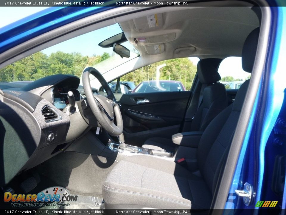 2017 Chevrolet Cruze LT Kinetic Blue Metallic / Jet Black Photo #11