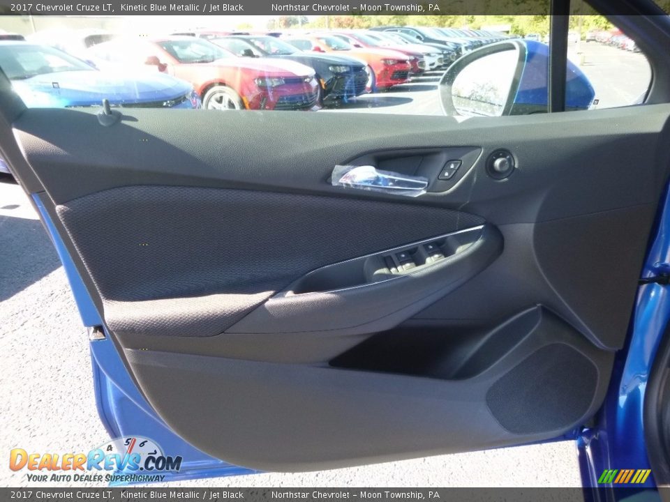 2017 Chevrolet Cruze LT Kinetic Blue Metallic / Jet Black Photo #14