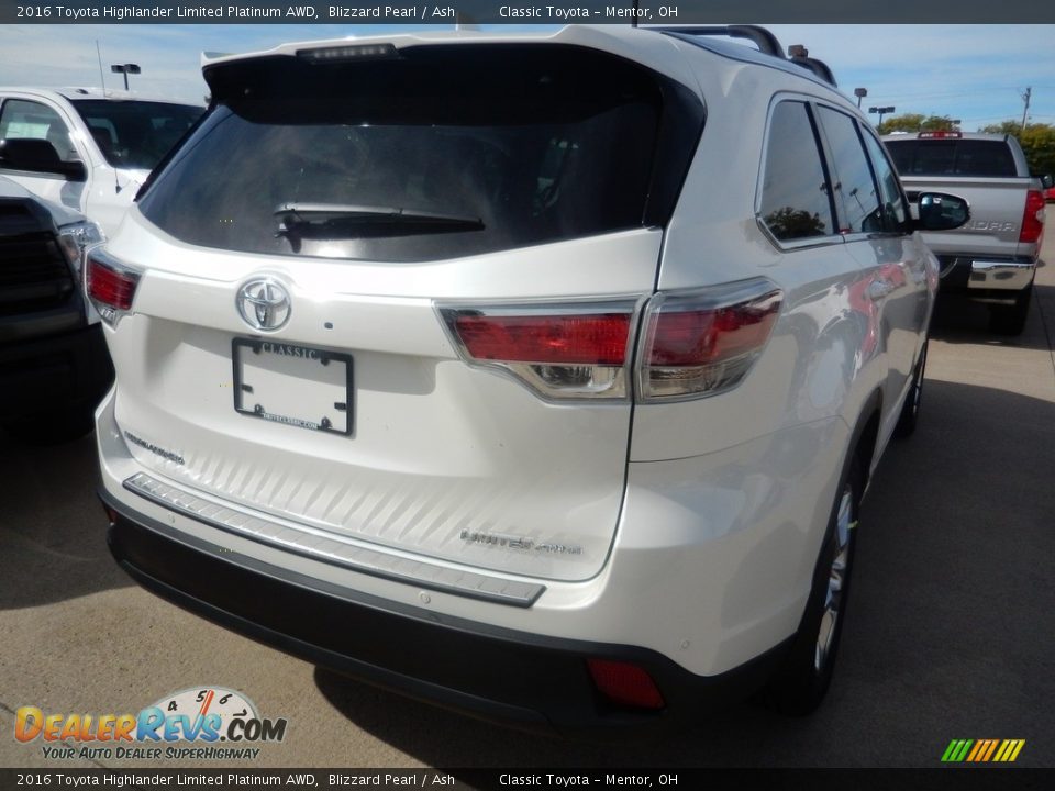 2016 Toyota Highlander Limited Platinum AWD Blizzard Pearl / Ash Photo #2