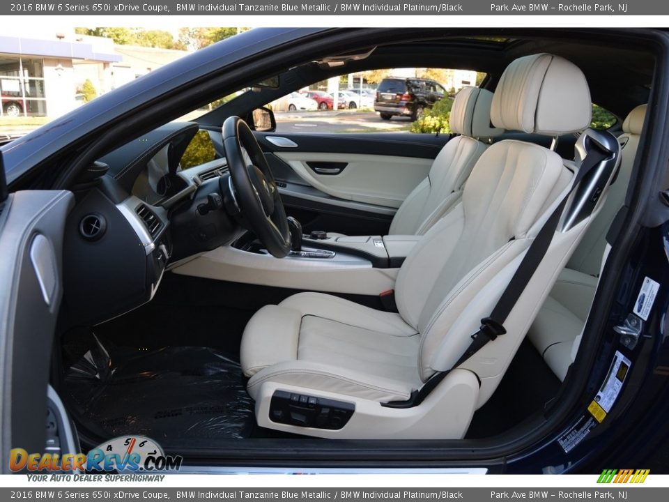 Front Seat of 2016 BMW 6 Series 650i xDrive Coupe Photo #11