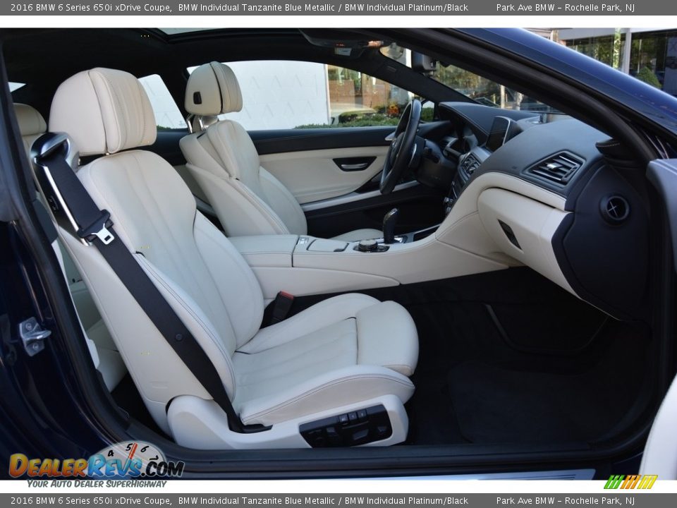Front Seat of 2016 BMW 6 Series 650i xDrive Coupe Photo #27