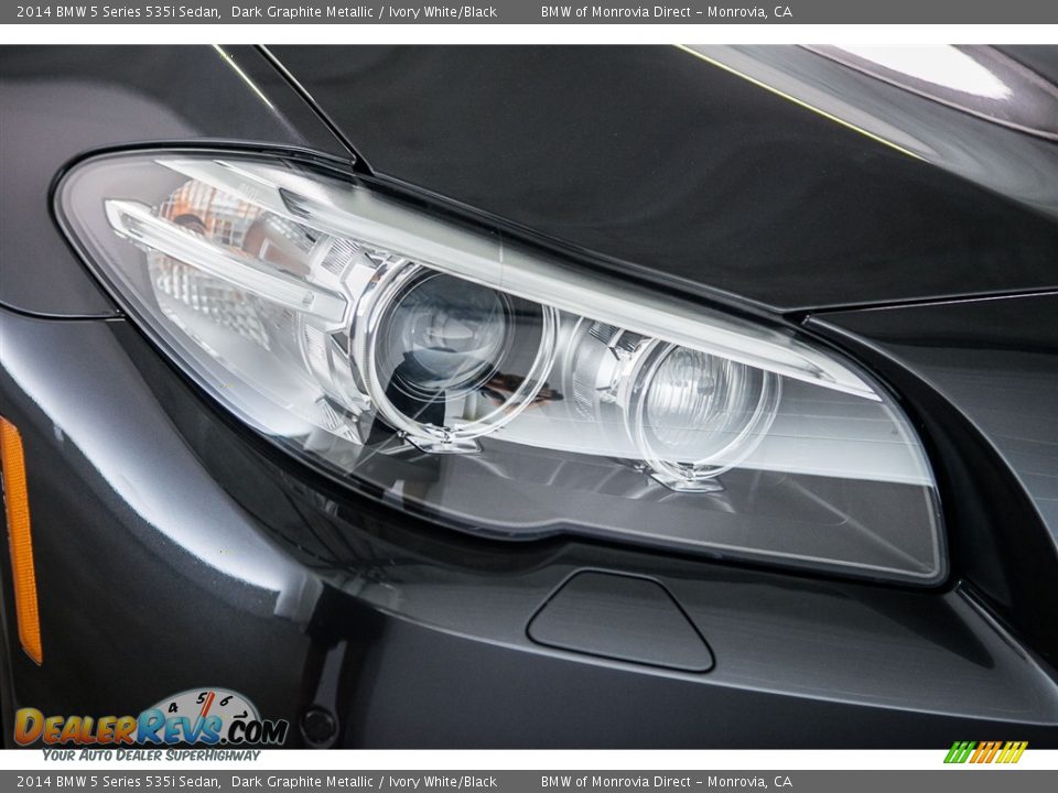 2014 BMW 5 Series 535i Sedan Dark Graphite Metallic / Ivory White/Black Photo #27
