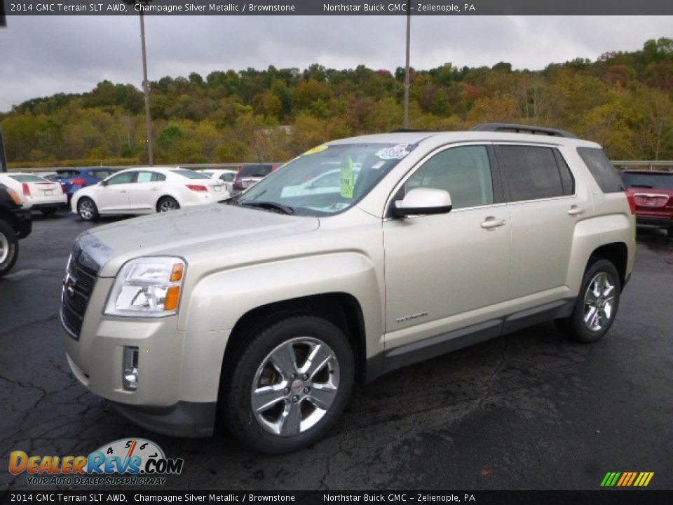 Front 3/4 View of 2014 GMC Terrain SLT AWD Photo #1