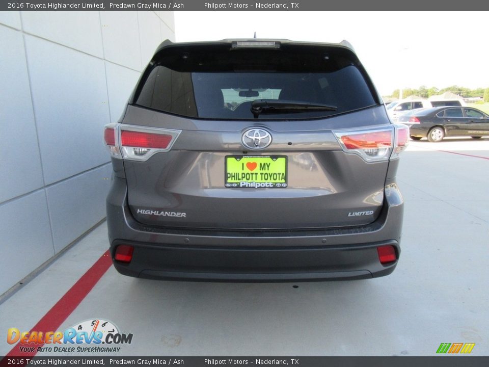 2016 Toyota Highlander Limited Predawn Gray Mica / Ash Photo #5