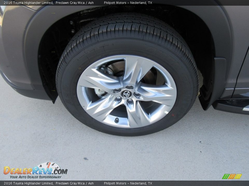2016 Toyota Highlander Limited Predawn Gray Mica / Ash Photo #11