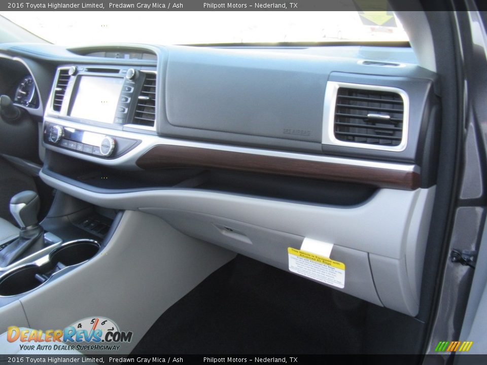 2016 Toyota Highlander Limited Predawn Gray Mica / Ash Photo #16