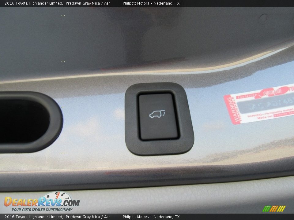 2016 Toyota Highlander Limited Predawn Gray Mica / Ash Photo #18