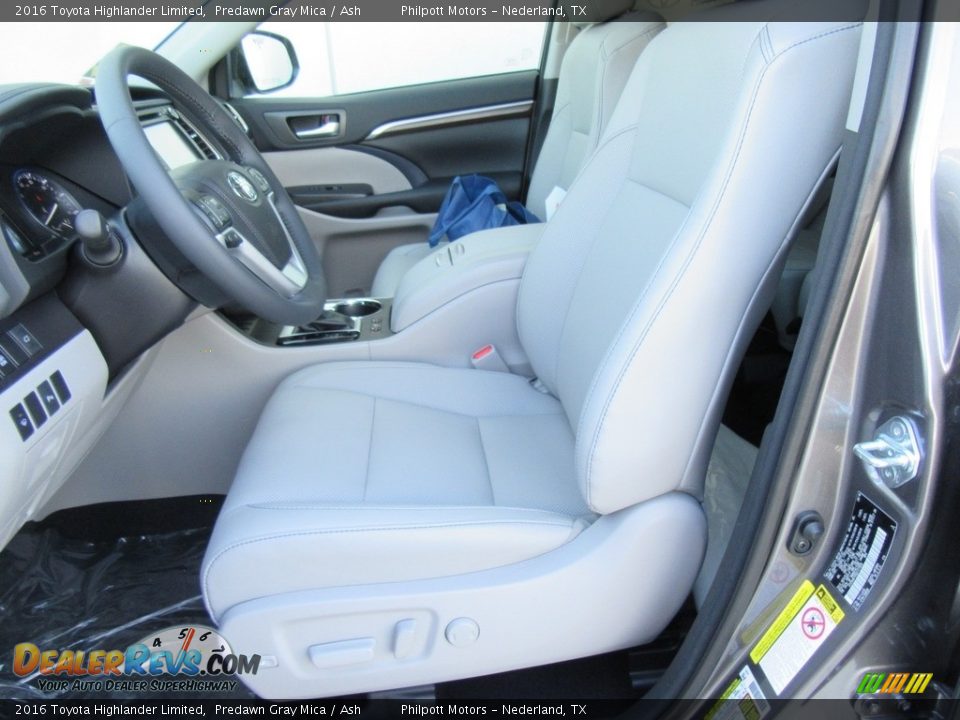2016 Toyota Highlander Limited Predawn Gray Mica / Ash Photo #23