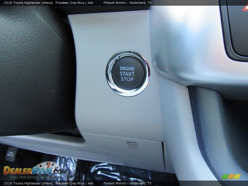 2016 Toyota Highlander Limited Predawn Gray Mica / Ash Photo #32