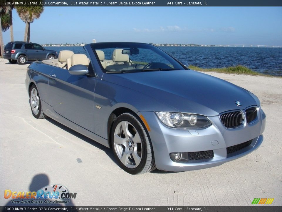 Front 3/4 View of 2009 BMW 3 Series 328i Convertible Photo #1