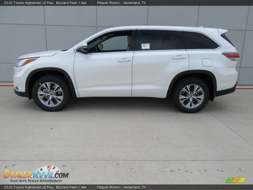 2016 Toyota Highlander LE Plus Blizzard Pearl / Ash Photo #6