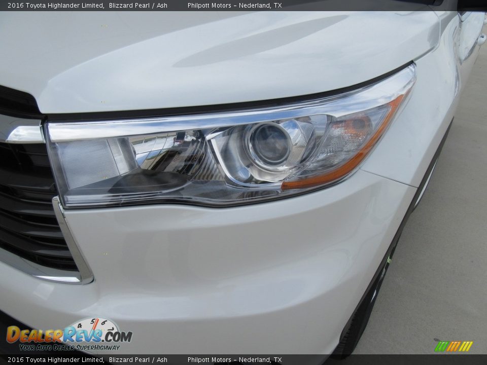 2016 Toyota Highlander Limited Blizzard Pearl / Ash Photo #9