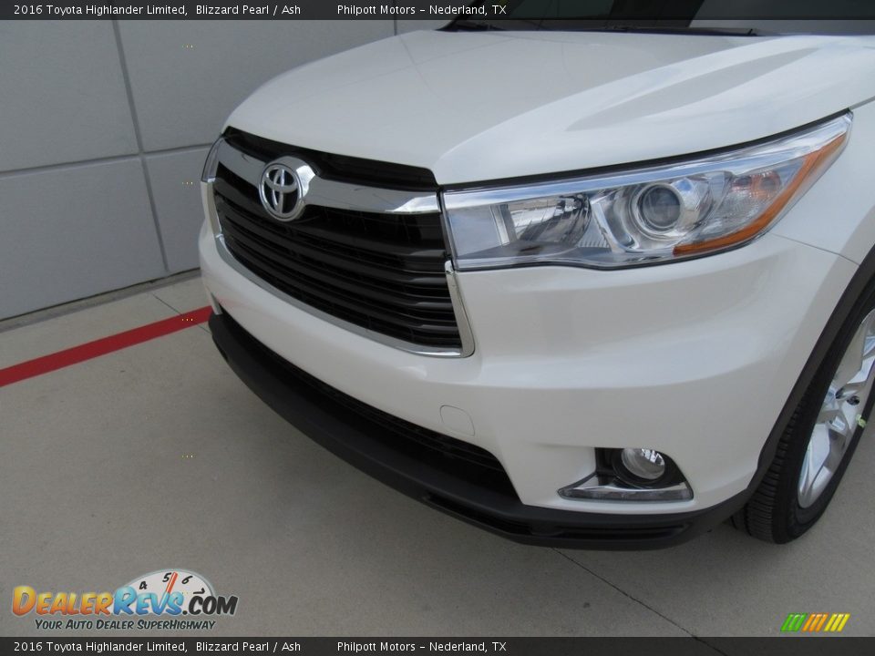2016 Toyota Highlander Limited Blizzard Pearl / Ash Photo #10