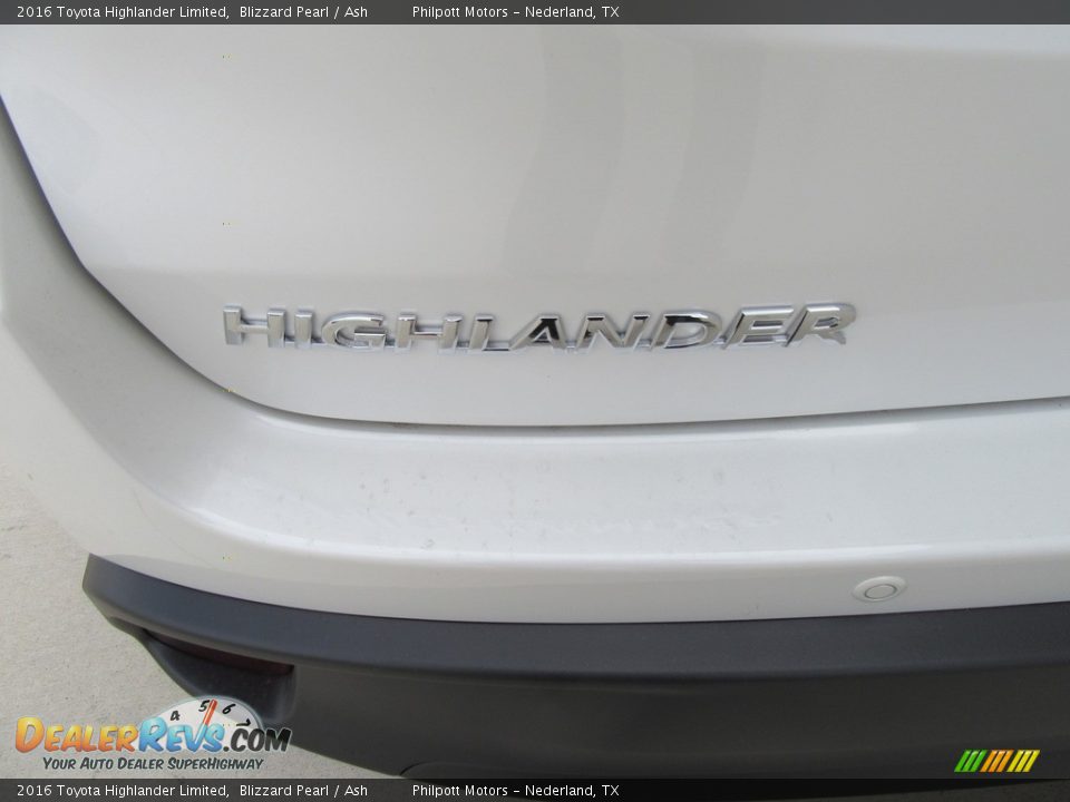 2016 Toyota Highlander Limited Blizzard Pearl / Ash Photo #14