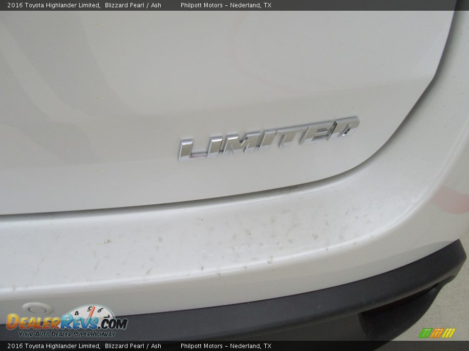 2016 Toyota Highlander Limited Blizzard Pearl / Ash Photo #15