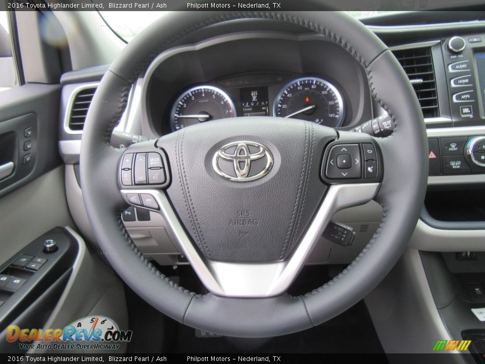 2016 Toyota Highlander Limited Blizzard Pearl / Ash Photo #33