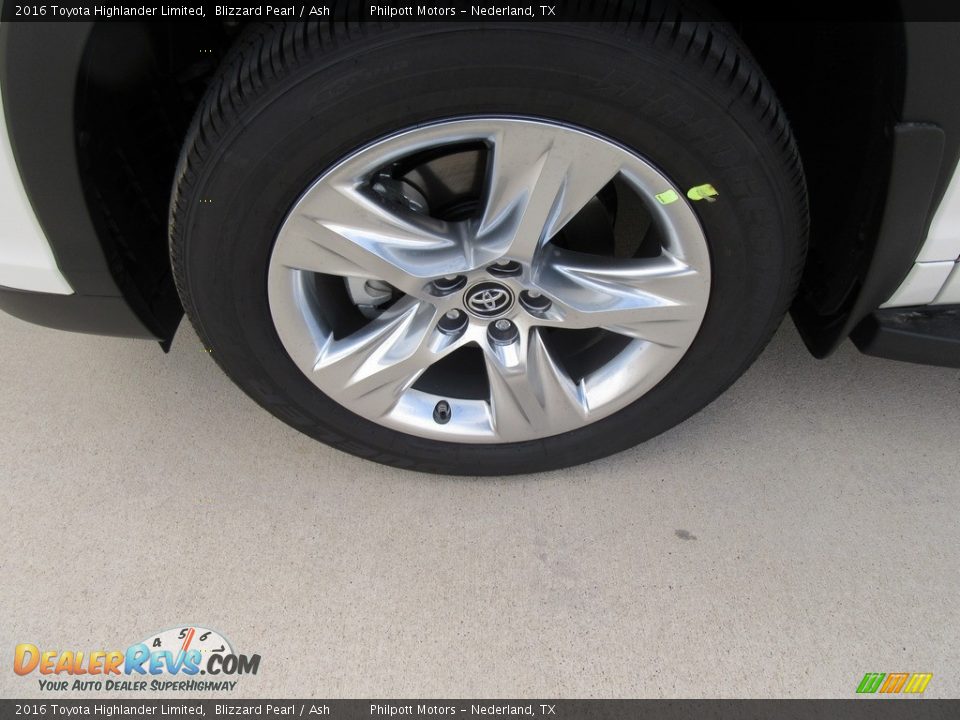 2016 Toyota Highlander Limited Blizzard Pearl / Ash Photo #11