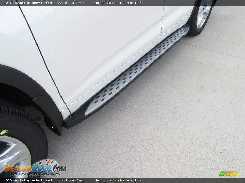 2016 Toyota Highlander Limited Blizzard Pearl / Ash Photo #12
