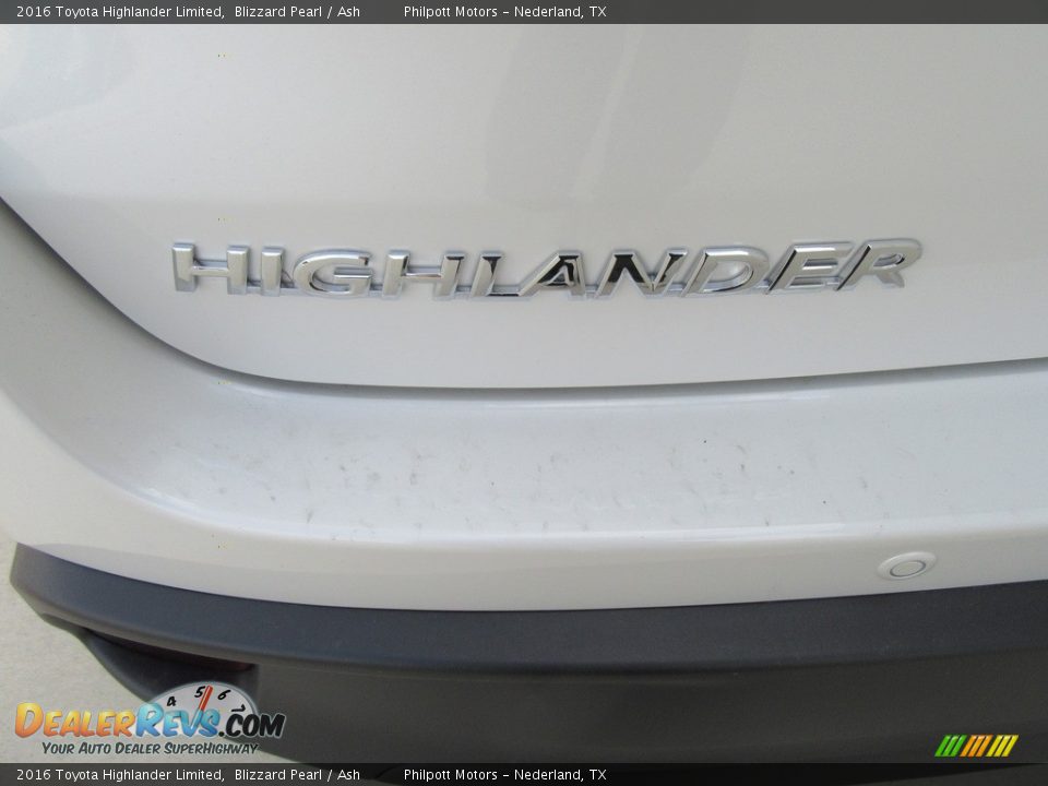2016 Toyota Highlander Limited Blizzard Pearl / Ash Photo #14