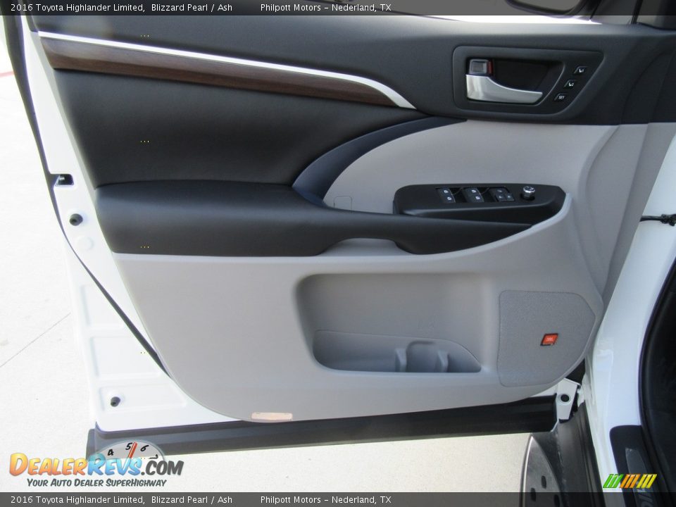 2016 Toyota Highlander Limited Blizzard Pearl / Ash Photo #21