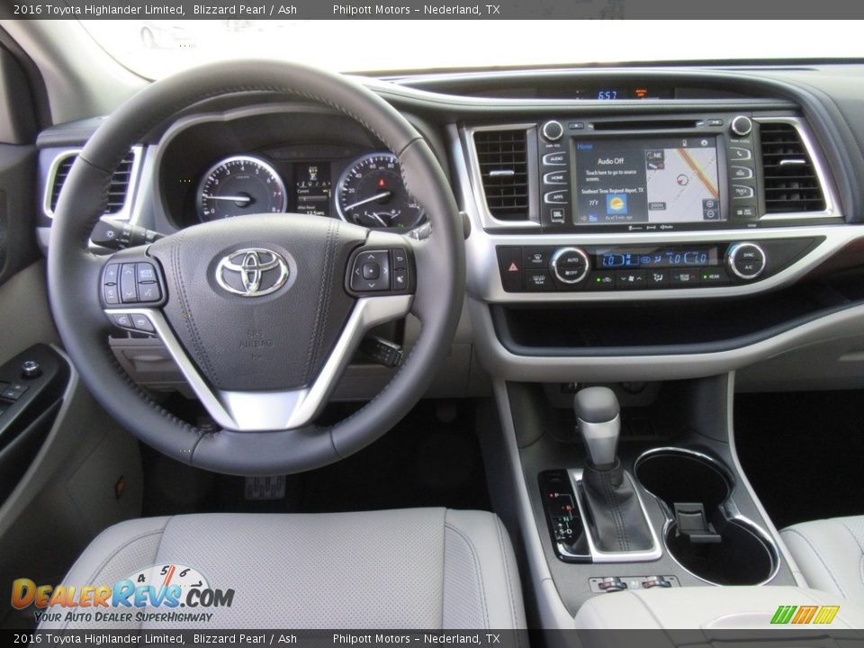 2016 Toyota Highlander Limited Blizzard Pearl / Ash Photo #26