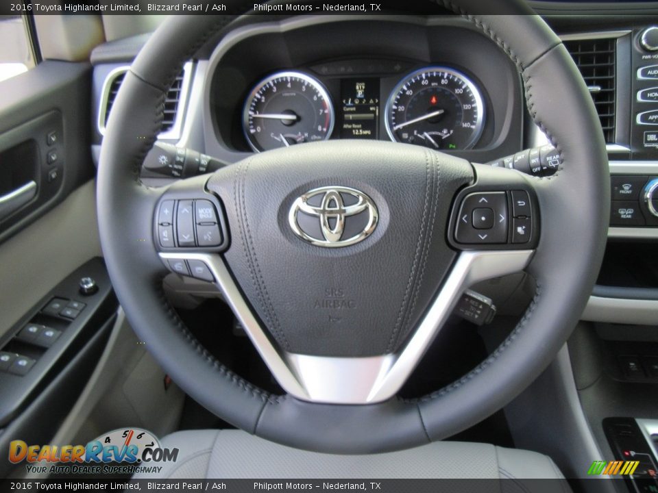 2016 Toyota Highlander Limited Blizzard Pearl / Ash Photo #33