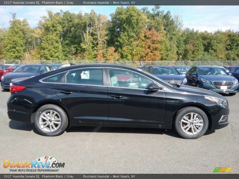 2017 Hyundai Sonata SE Phantom Black / Gray Photo #2