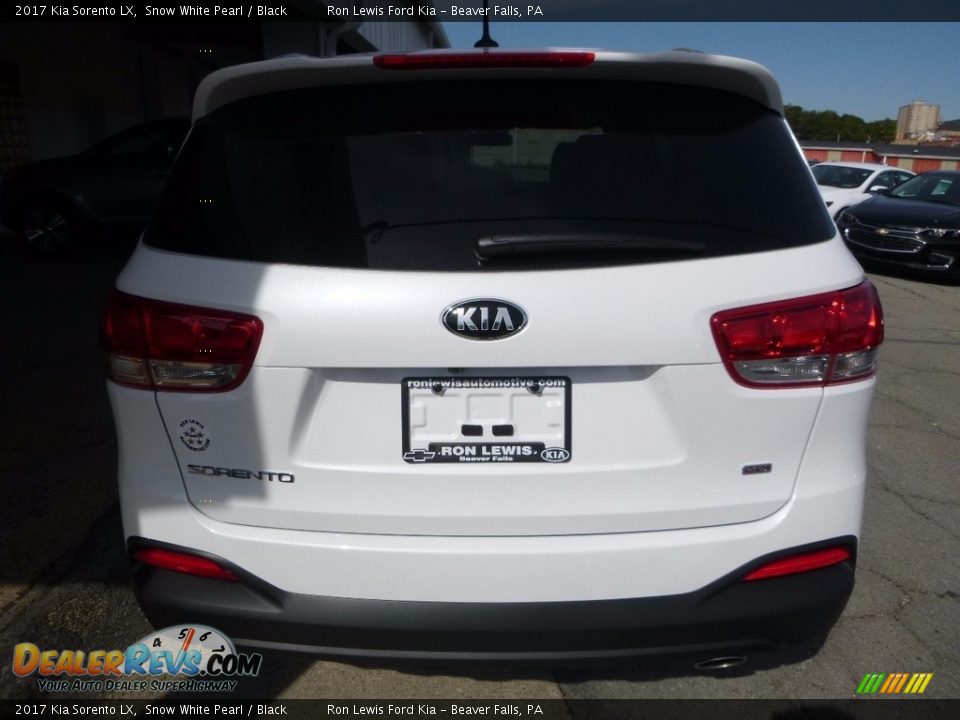 2017 Kia Sorento LX Snow White Pearl / Black Photo #3