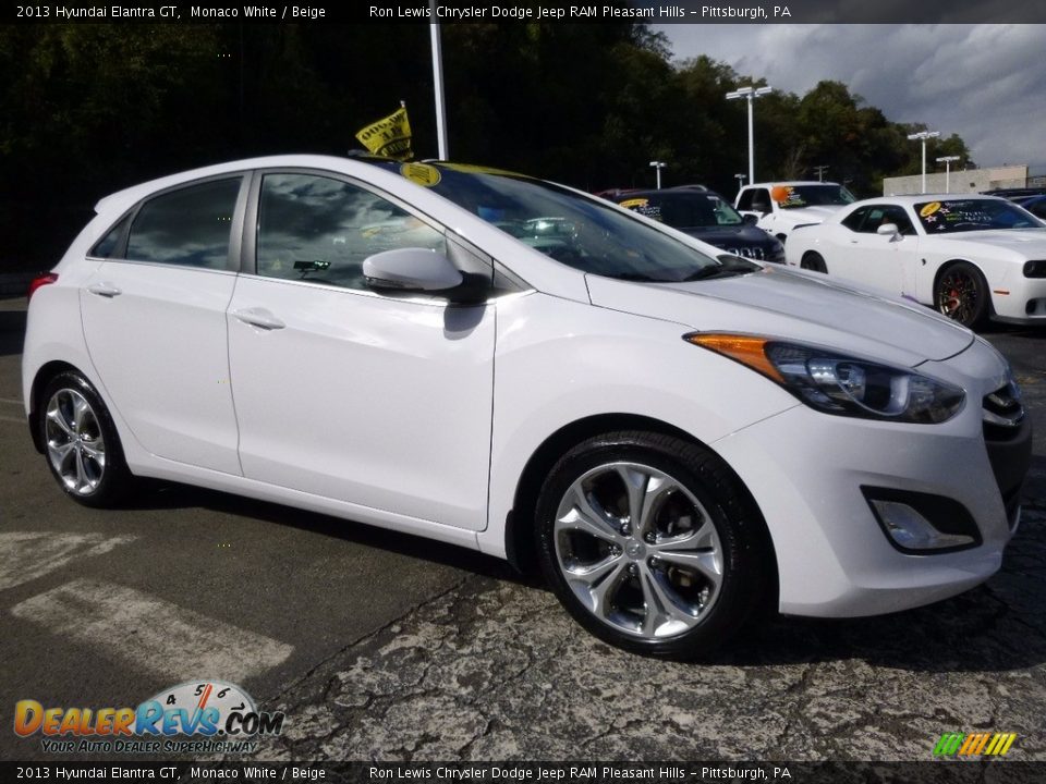 2013 Hyundai Elantra GT Monaco White / Beige Photo #6