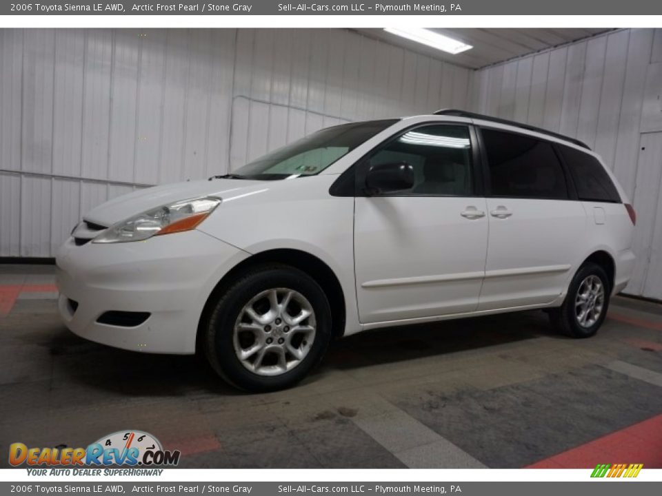 2006 Toyota Sienna LE AWD Arctic Frost Pearl / Stone Gray Photo #2