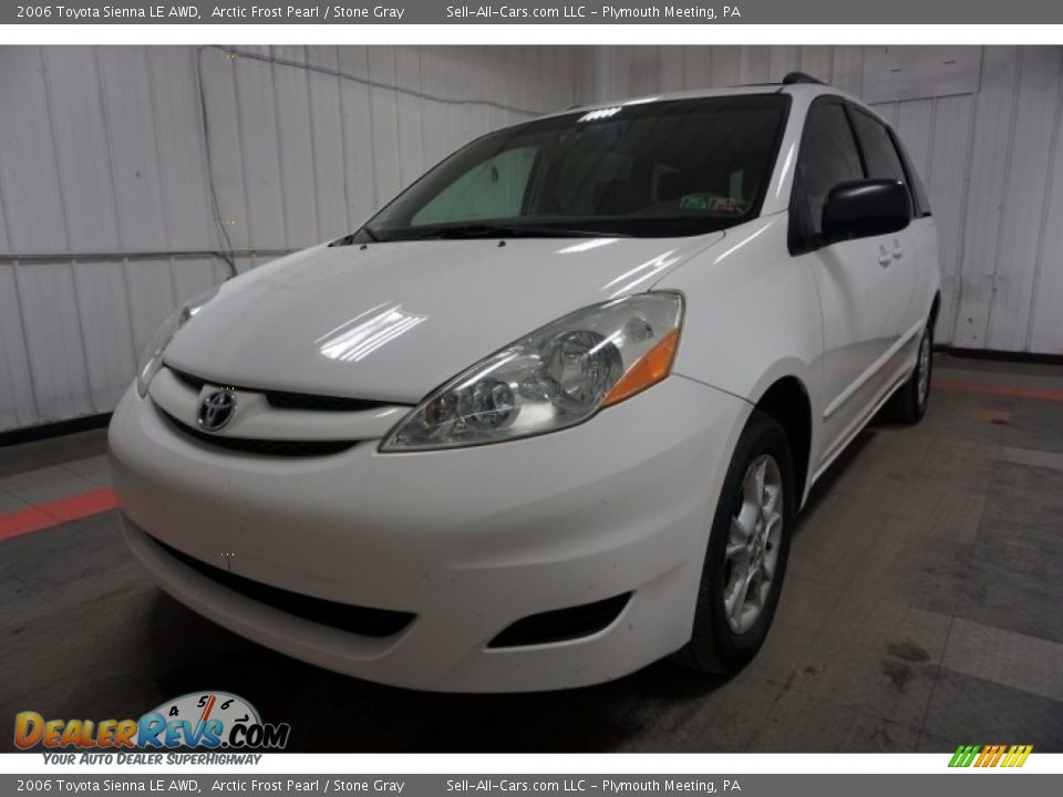 2006 Toyota Sienna LE AWD Arctic Frost Pearl / Stone Gray Photo #3