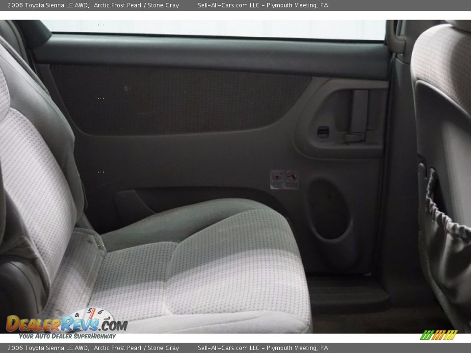 2006 Toyota Sienna LE AWD Arctic Frost Pearl / Stone Gray Photo #15
