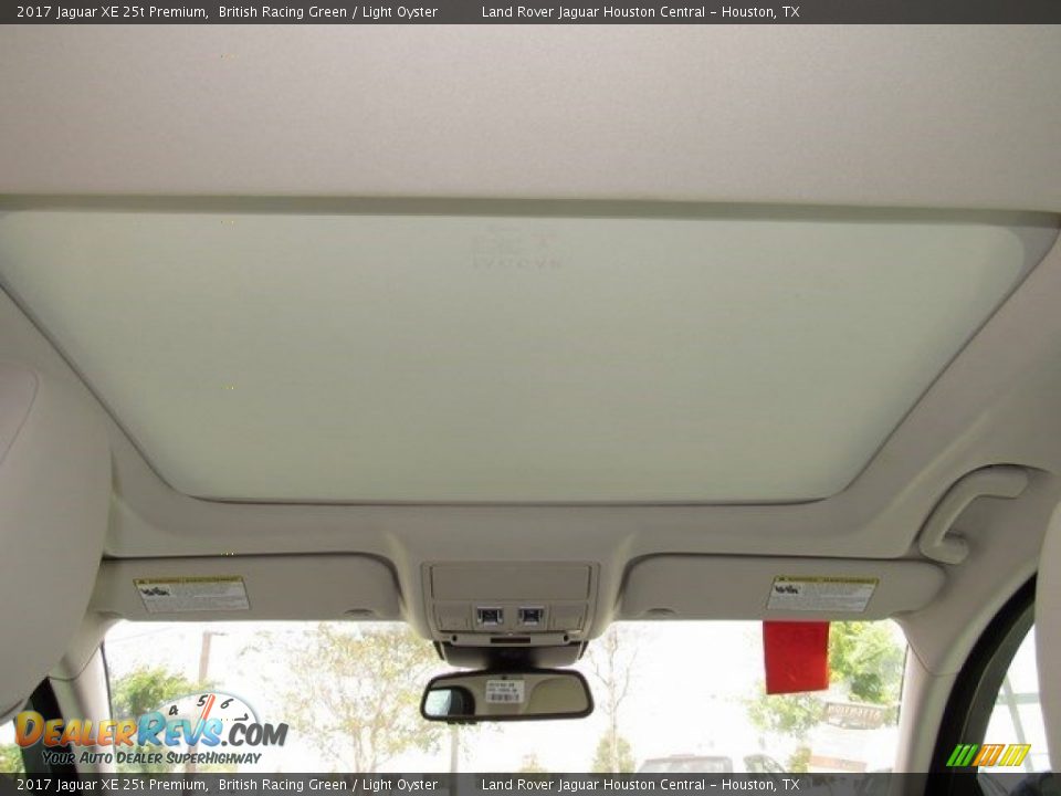 2017 Jaguar XE 25t Premium British Racing Green / Light Oyster Photo #16