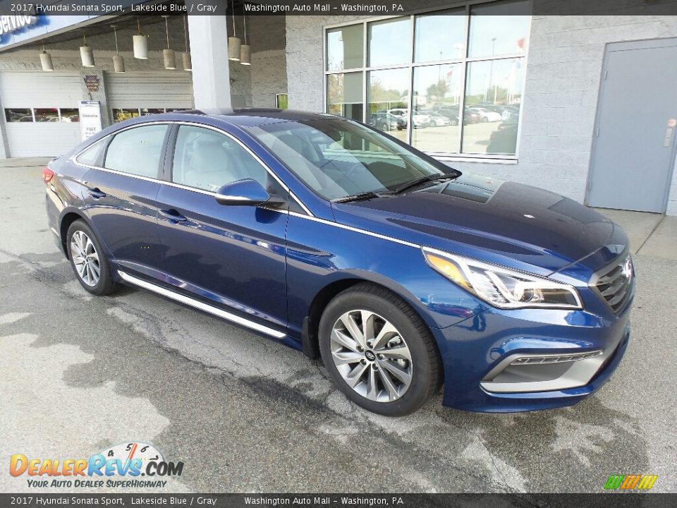 Front 3/4 View of 2017 Hyundai Sonata Sport Photo #1
