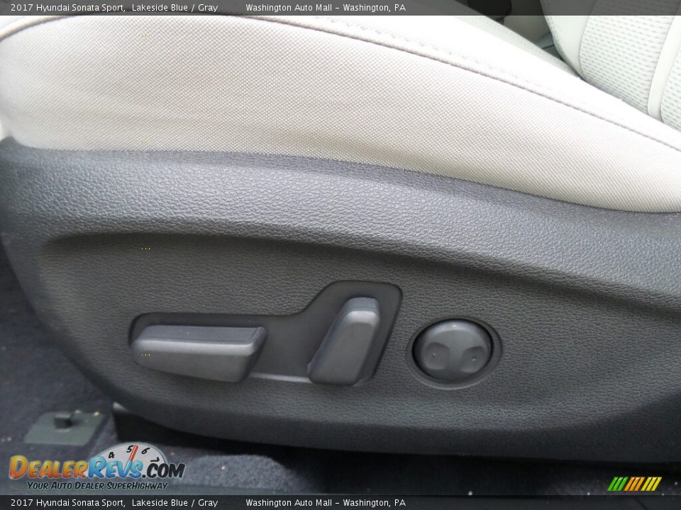 Controls of 2017 Hyundai Sonata Sport Photo #16