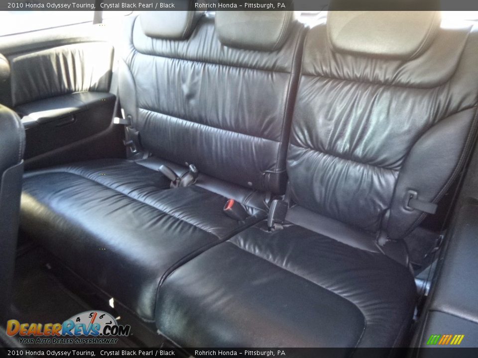 2010 Honda Odyssey Touring Crystal Black Pearl / Black Photo #17