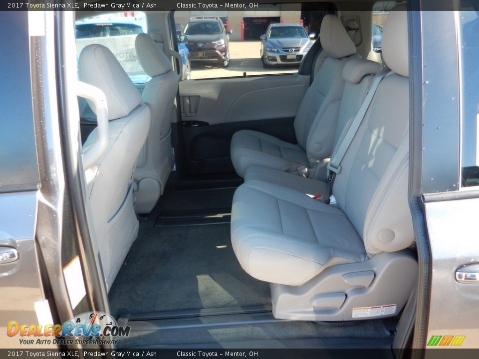 2017 Toyota Sienna XLE Predawn Gray Mica / Ash Photo #5