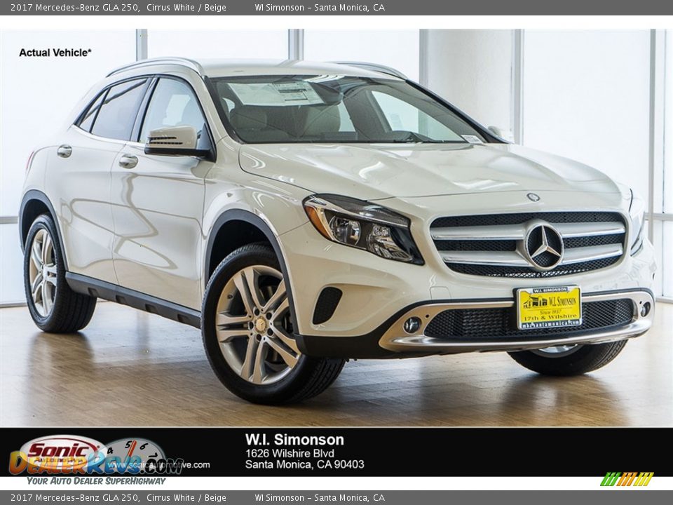 2017 Mercedes-Benz GLA 250 Cirrus White / Beige Photo #1