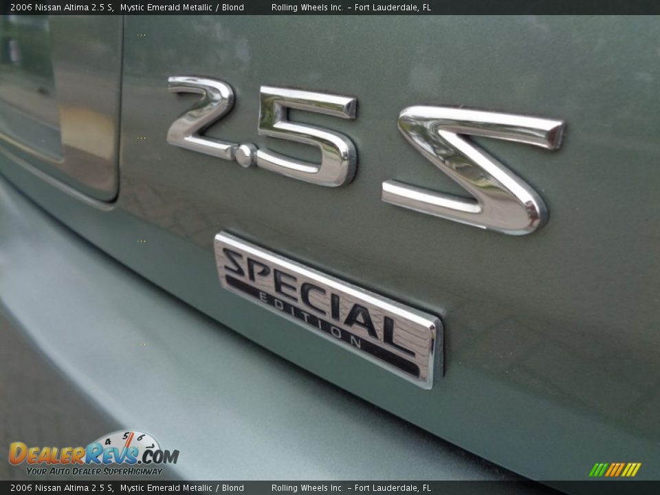 2006 Nissan Altima 2.5 S Mystic Emerald Metallic / Blond Photo #10