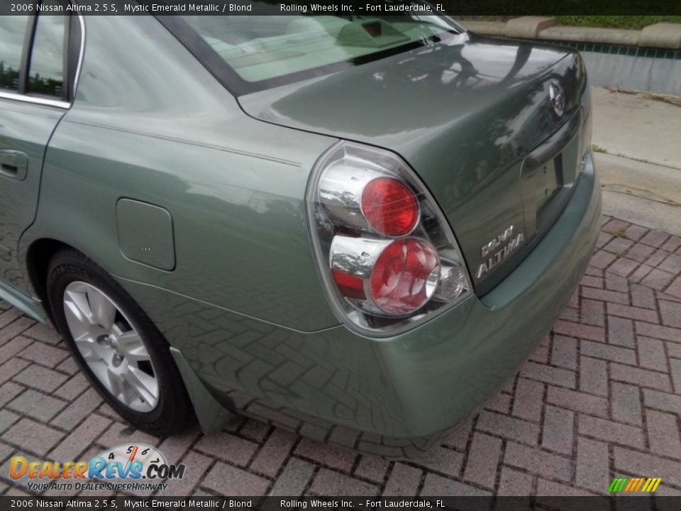 2006 Nissan Altima 2.5 S Mystic Emerald Metallic / Blond Photo #29